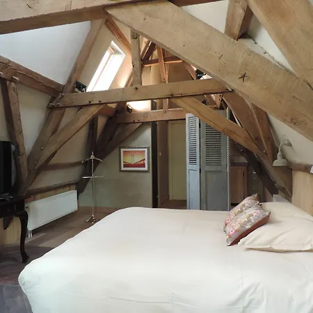 Saint-sauveur Bed & Breakfast 4*