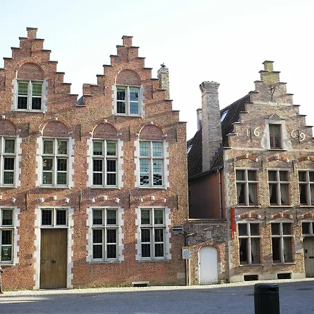 Saint-sauveur Bed & Breakfast 4*